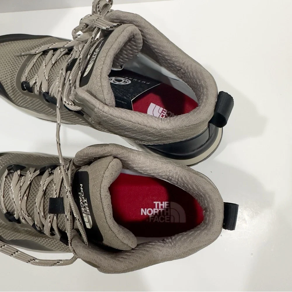 The North Face Men's Activist Mid Futurelight Hiking Trail Boots - Picture 8 of 10